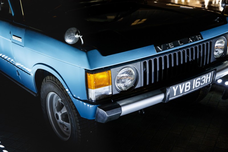 現場展示 1969 年以 Velar 為偽裝代號的 Range Rover 試驗原型車。