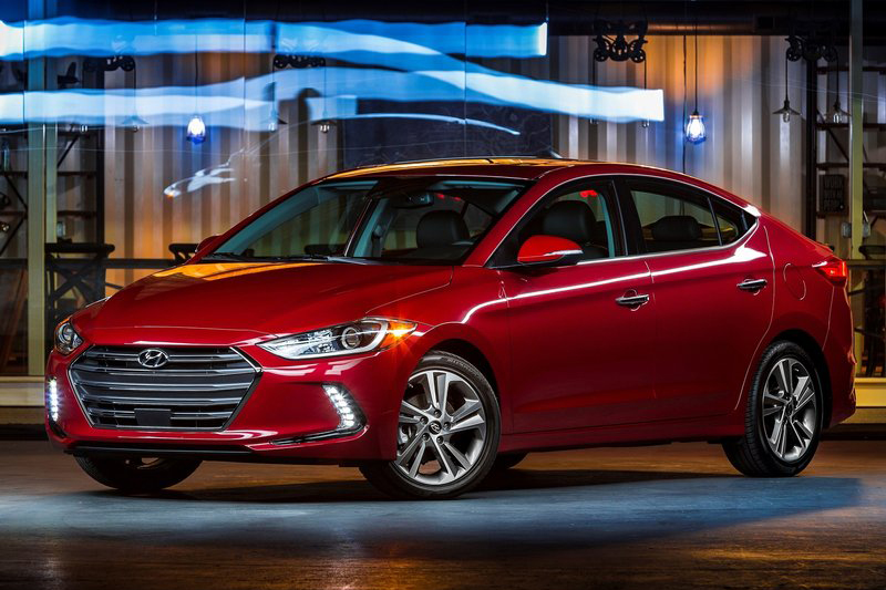 週一上市的Elantra,南陽為其報出了64.9萬元起的誘人入門價。