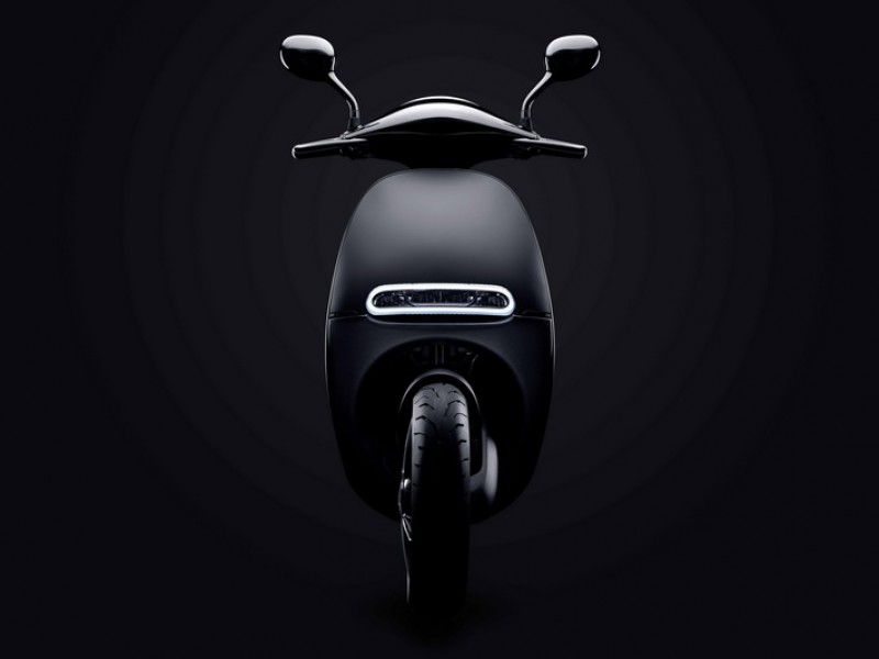 連機車都走M型化? Gogoro 頂級車款 S 版本賣最好!!