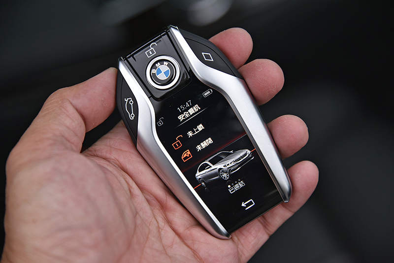 智慧型鑰匙已經算是BMW的招牌了吧?