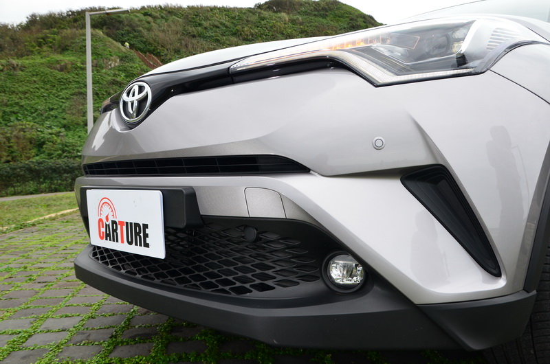 ▲有稜有角的線條設計打破對Toyota車款的刻板印象