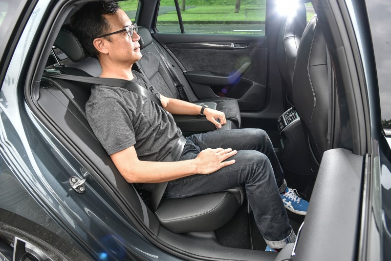 優秀的膝部空間是Superb Combi Sportline與生俱來優勢