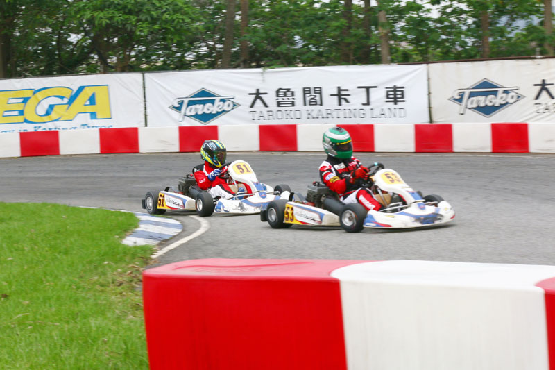 本次參賽選手中,年紀最輕的李東諺〈51號車〉展現高度潛力,單圈成績可卡進前段班,加以時日,將大有可為。