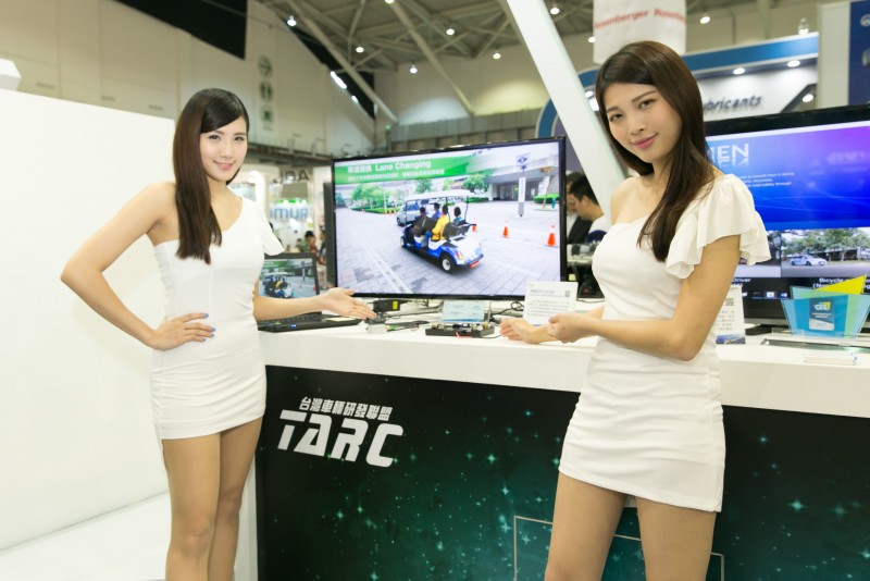 車輛協同式定位系統提高定位系統穩定性,可在不同的場景提供高精度、高穩定性的定位資訊,提供自動輔助駕駛系統所需要的定位需求,以及有效分析車輛動態。