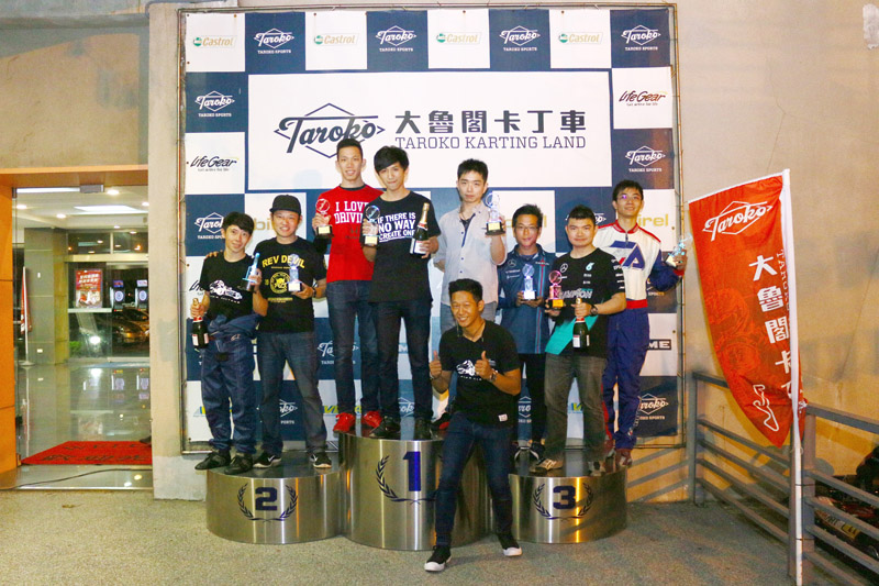 N35三小時耐久賽前三名「TEAM DREAMERS」、「GOGO POWER FIGHTER」與「RUSH趕路」。