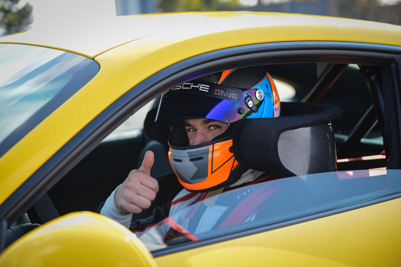 Porsche測試車手 Lars Kern。