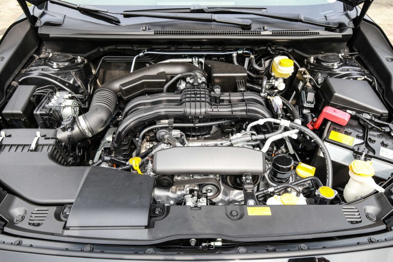與先前試駕的四門車型相同,Impreza 5D 1.6i-S也搭載1.6升自然進氣水平對臥汽油引擎。