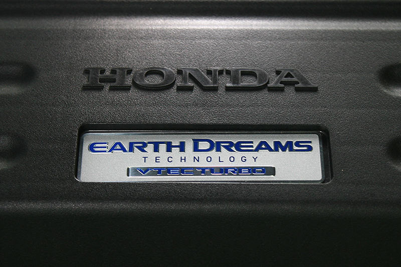 地球夢 -- Earth Dreams科技,懷抱本田對於地球以及動能的夢想。
