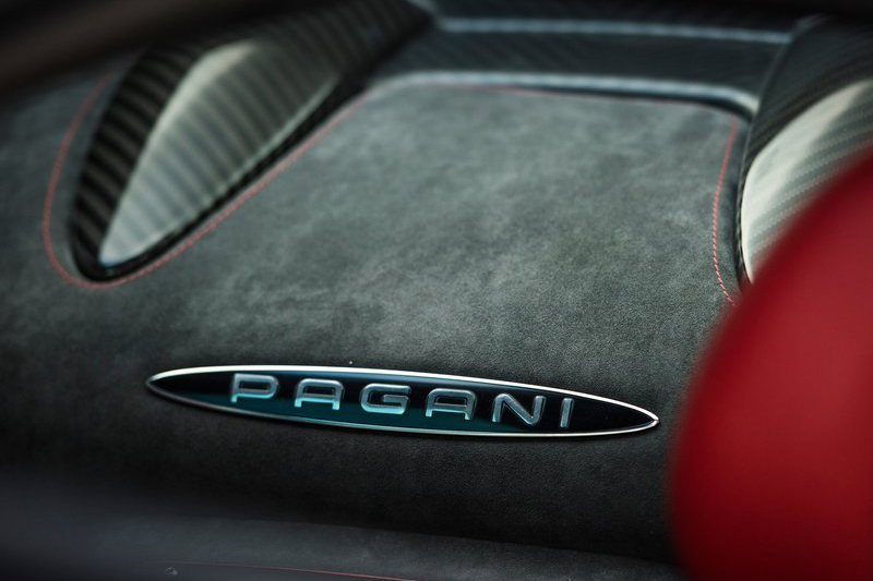 以製造速度藝術品為志的Pagani,所出廠每一輛車都是最頂尖玩家競相珍藏的瑰寶。