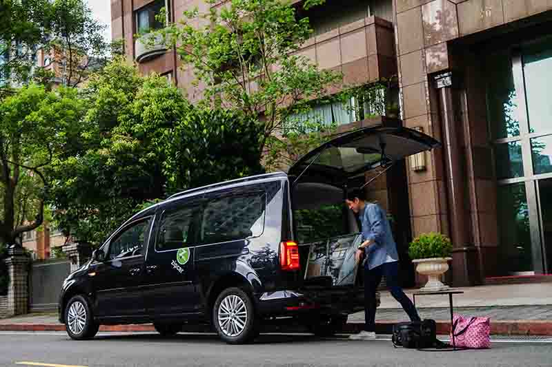 Zipcar提供多元車款,包含客貨兩用車款Volkswagen Caddy,滿足短程運送物資需求。