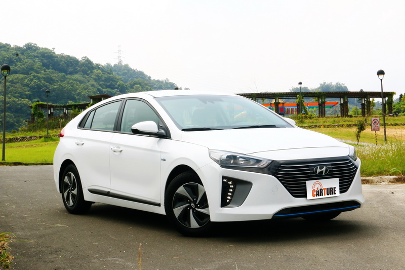 Hyundai Ioniq與眾不同的造型對於求新求變的年輕一代購車族群來說較具吸引力