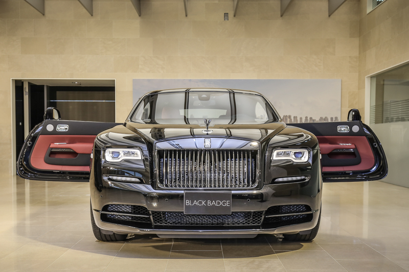 暗夜女神再現 Rolls-Royce Wraith Black Badge登台