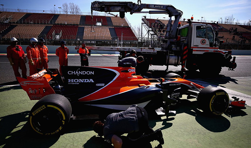 希望McLaren賽車動不動就上拖車的畫面,也能在明年賽季後成為追憶。