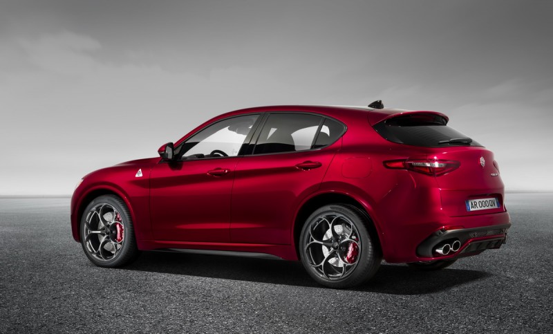 Stelvio是Alfa Romeo第一輛SUV,Stelvio Quadrifoglio更是瞄準同級競品的性能化殺手