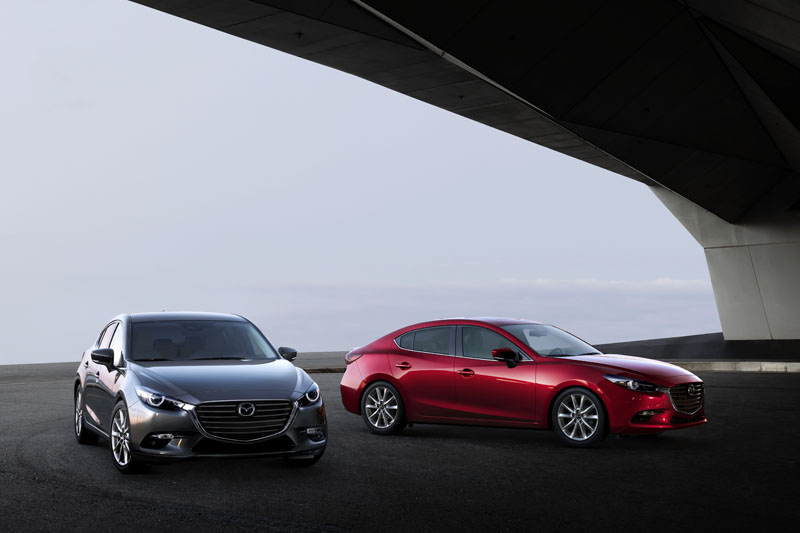 如同Mazda 3這樣的國產價進口車,壓根如入無人之境...