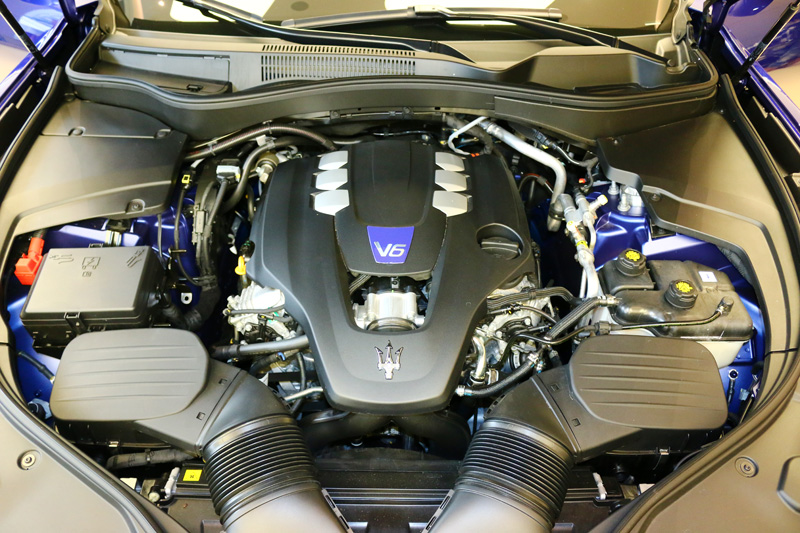 evante S GranSport/GranLusso皆採用Ferrari原廠調校的3.0L V6雙渦輪增壓汽油引擎,具備430hp最大馬力輸出。