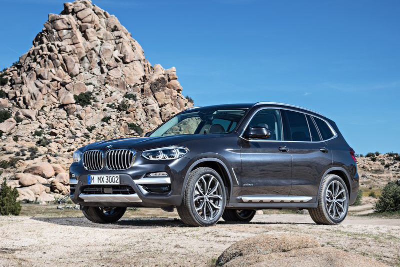 全新世代X3預售價239萬元起,但現行xDrive20i則僅需209萬元便可擁有。