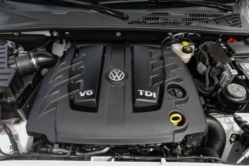 同樣搭載於Cayenne與Q7車上的V6 TDI引擎為了能充分發揮越野性能,原廠在輸出曲線與安裝角度都做了優化調整