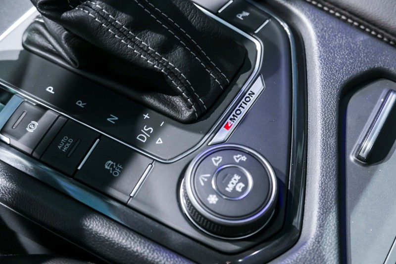 不忘SUV本質,Tiguan 380 TSI R-Line Performance亦採用4MOTION主動式智慧型四輪傳動系統與地形對應系統
