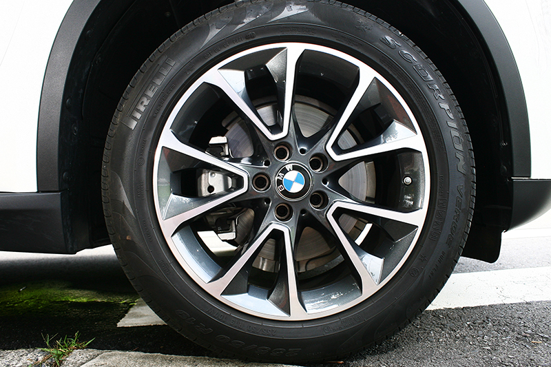更動感的255/50 R19胎圈組為選配,標準配備則為255/55 R18。