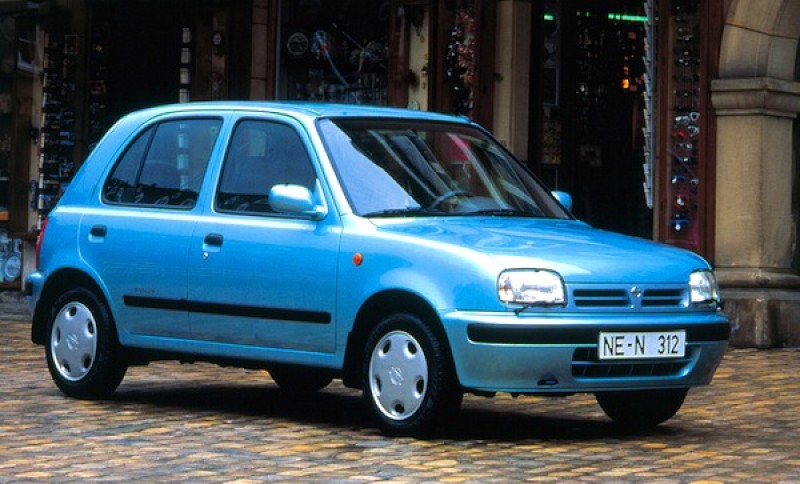 回想90年代,台灣人愛房車愛到連Nissan March與Ford Festiva都要加上一截尾巴成為小型房車。