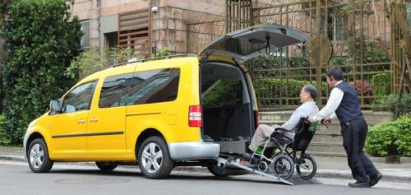 許多小黃都以用途更廣的Caddy IPC作為營業車