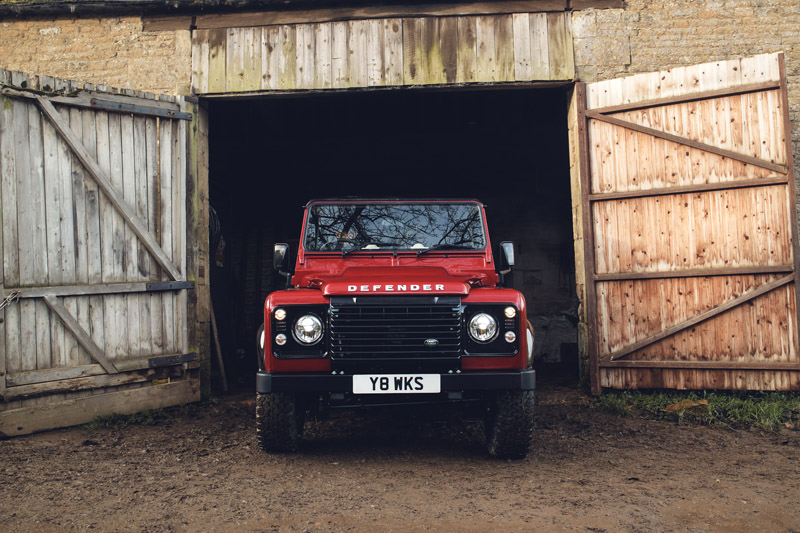  慶祝70周年，405匹V8大動力上身─Land Rover Defender Works V8 70th anniversary 限量登場 