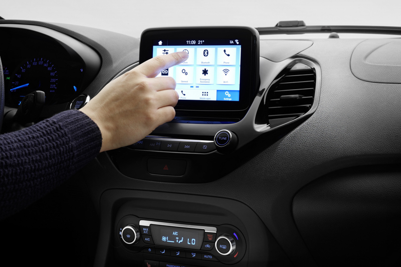中控臺換上了SYNC3車載資訊平台,整合6.5吋觸控螢幕,導入Android Auto與Apple Car Play系統。