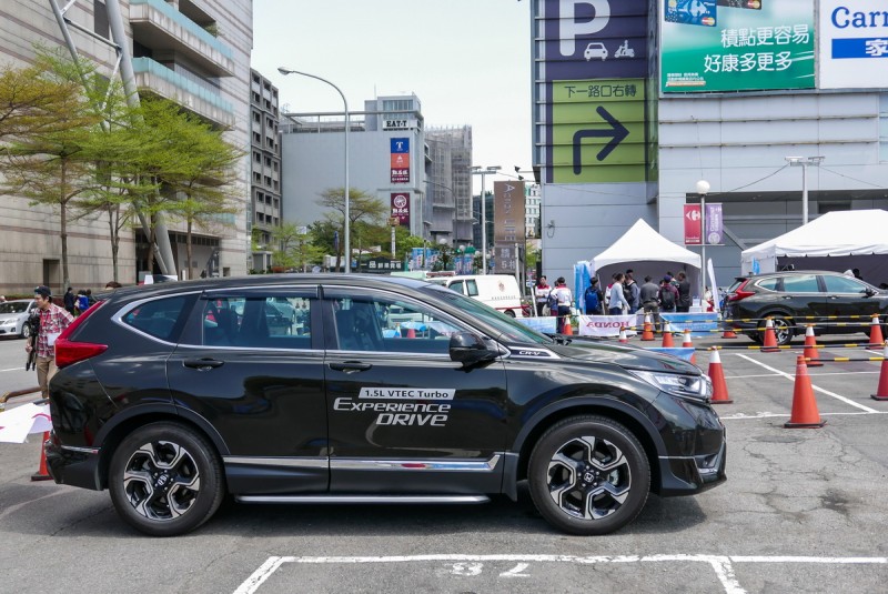 累積了超過20萬車主口碑的SUV,搭載Honda Sensing輔助系統的CR-V是當紅車型