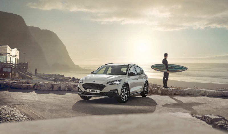 適合戶外活動探險的Active車型就當他是Ford版的V40 CC(V40 CrossCountry)吧!XD 輪拱防刮飾板跟車頭下護板是重點!