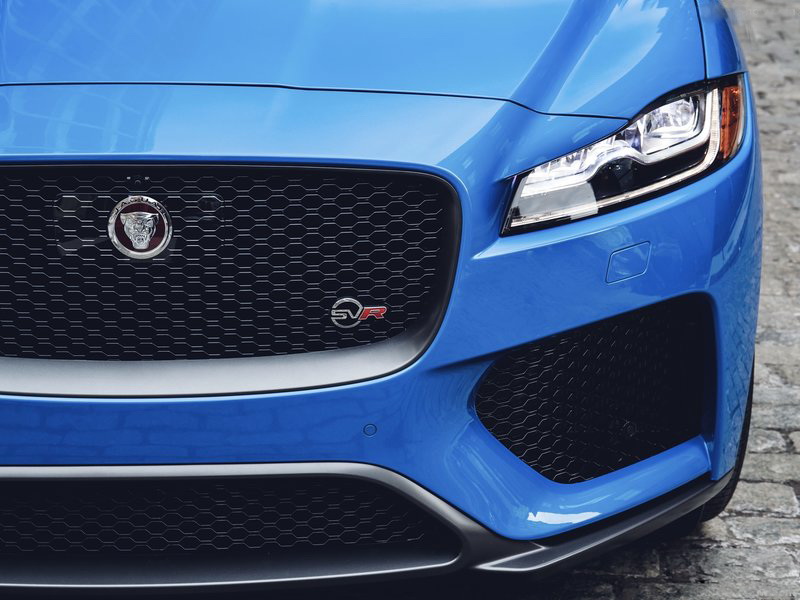 Jaguar F-Pace SVR