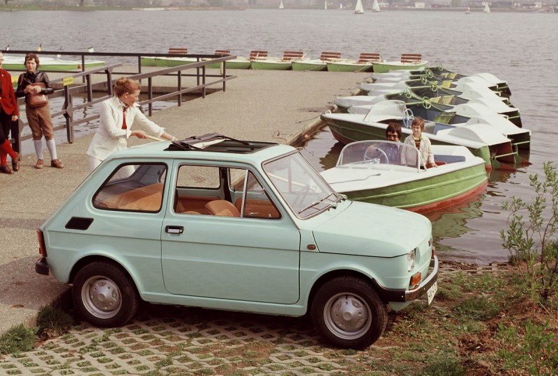 如果台灣有,買一輛經典小車Fiat 126似乎也不賴