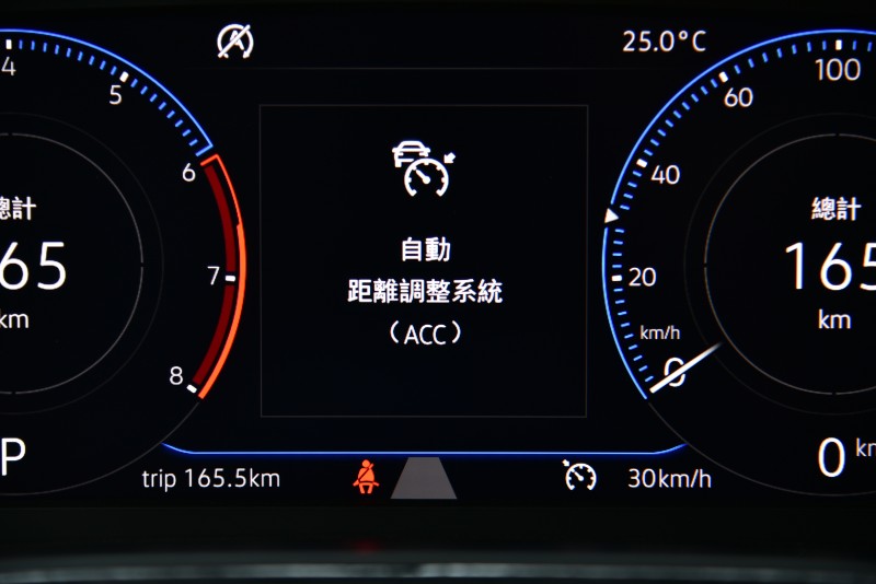 The new Polo皆備有MSB模組化安全駕駛系統,重新定義同級安全新基準。