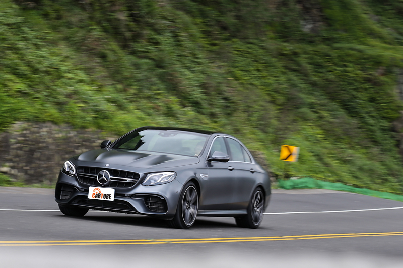  高性能卻不房車，Mercedes-AMG E63 4MATIC+挑戰你對房車的定義 