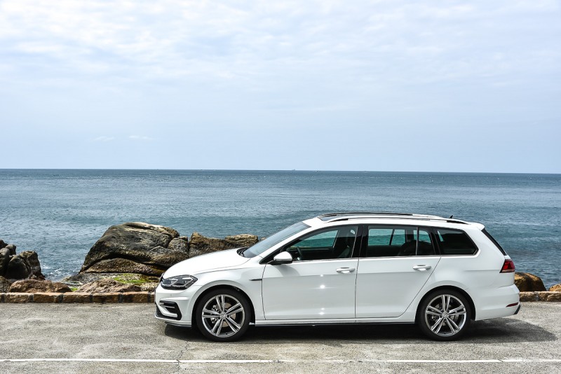 Golf Variant 280TSI R-line比Golf 280TSI R-line車身長了309mm,軸距短了6mm(驚!),車重多了60kg