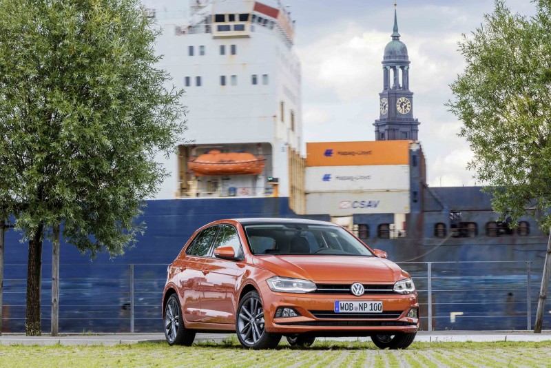現購The new Polo指定車型,即享低頭款、低月付低利率貸款等多元購車方案。