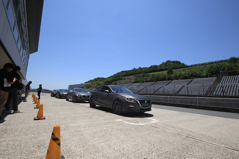 基本上,Skyactiv-X的技術核心就是超稀薄燃燒與壓燃點火。