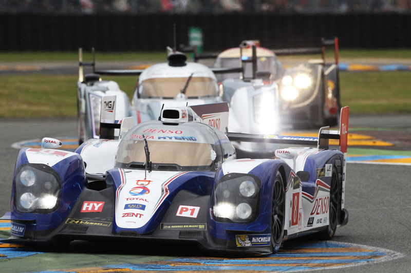 2012年再次重返重返WEC世界耐力系列賽事,並再度參加Le Mans 24小時耐久賽的Toyota其實在隔年就拿到亞軍,具奪冠又只差一步。
