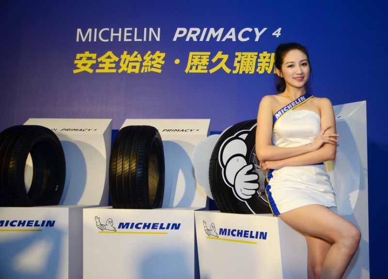  性能與磨耗的最佳妥協 Michelin Primacy 4 建議售價4400元起為同級輪胎建立安全新標準! 