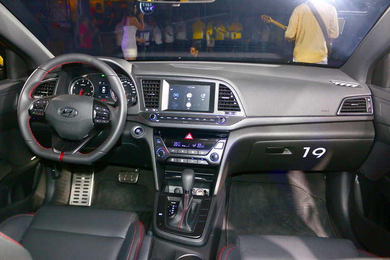 79 9萬起 當前國產性能最強房車hyundai Elantra Sport上市 1 6l汽油旗艦版69 9萬聯袂現身 Carture 車勢文化
