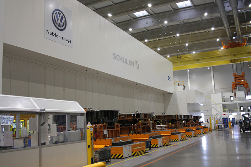 Hannover-Stöcken工廠擁有全歐洲最大也最先進的沖壓機,量體大到簡直有如廠中之廠。