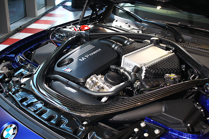 M TwinPower Turbo 直列六缸雙渦輪增壓引擎可輸出460hp以及61.2kg-m。