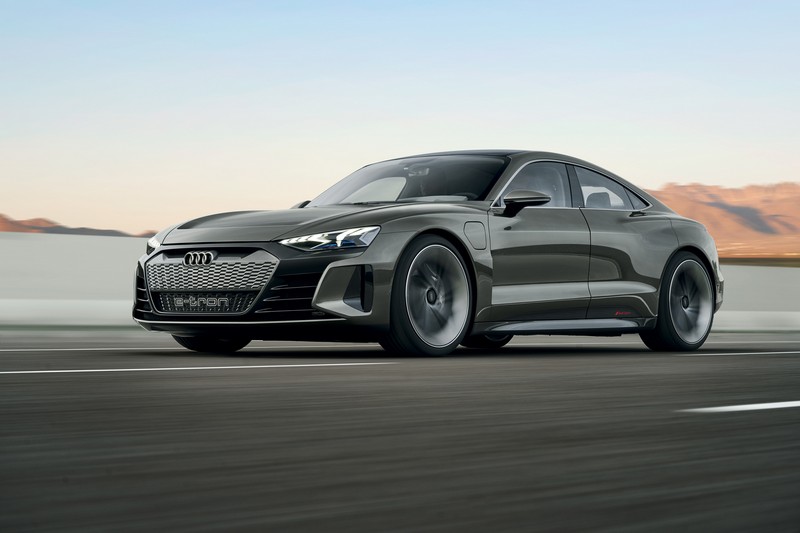 從e-tron與e-tron GT Concept的推出,可以看出Audi朝電動車領域發展計劃。
