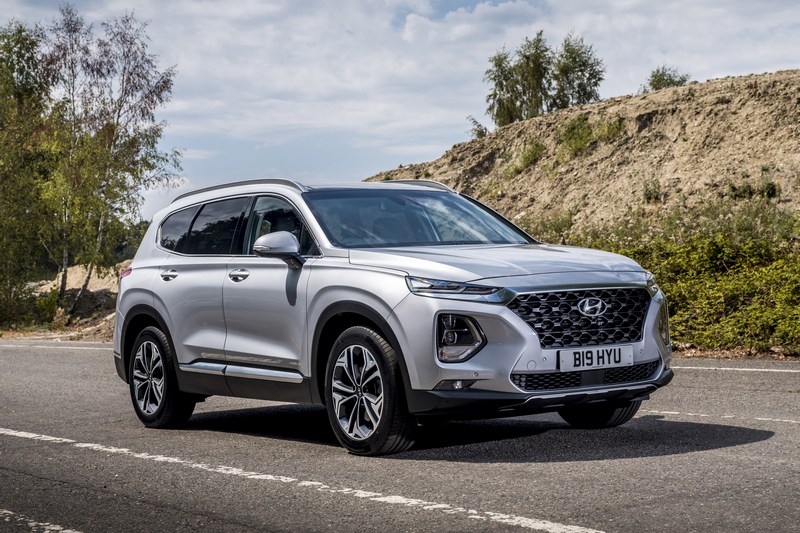 Hyundai推出指紋辨識解鎖系統以運用至Santa Fe車款上。