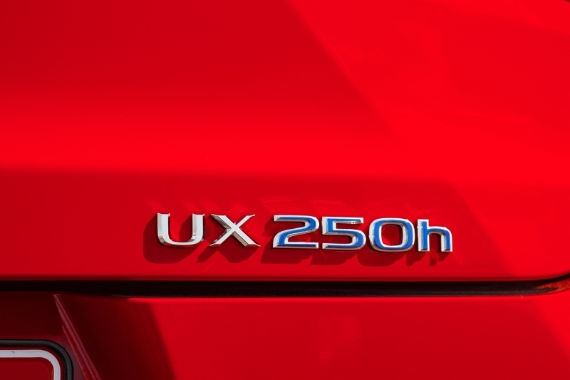 Lexus車名若加h代表Hybrid油電系統,而UX300e的e則不禁讓人聯想為電動系統。