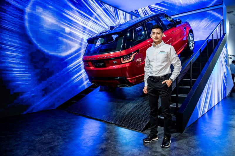 捷豹電動方程式官方車手董荷斌 (Ho-Pin Tung) 也出席開幕剪綵活動。