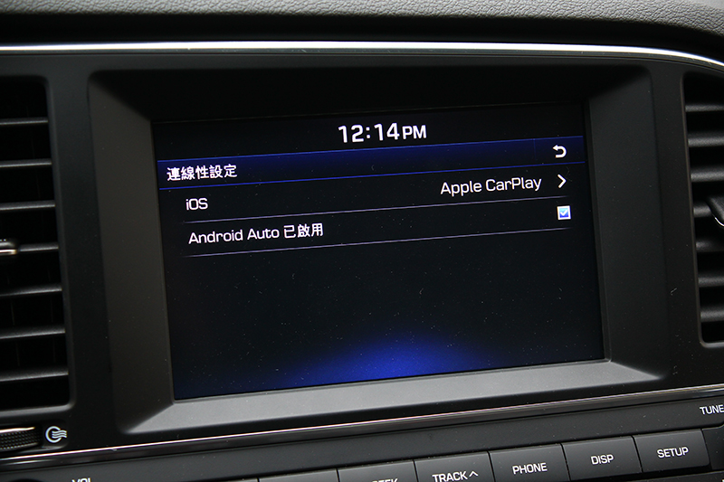 當代車載系統的重點 — Apple CarPlay與Android Auto,也是ELANTRA Sport的標配。