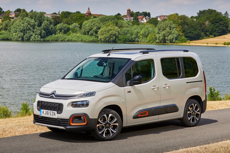 Peugeot與Citroen分別以5008跟Berlingo奪下大型SUV與MPV大獎。