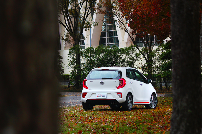 相較Picanto X-Line跨界越野,GT-Line車型則是呈現都會風格。