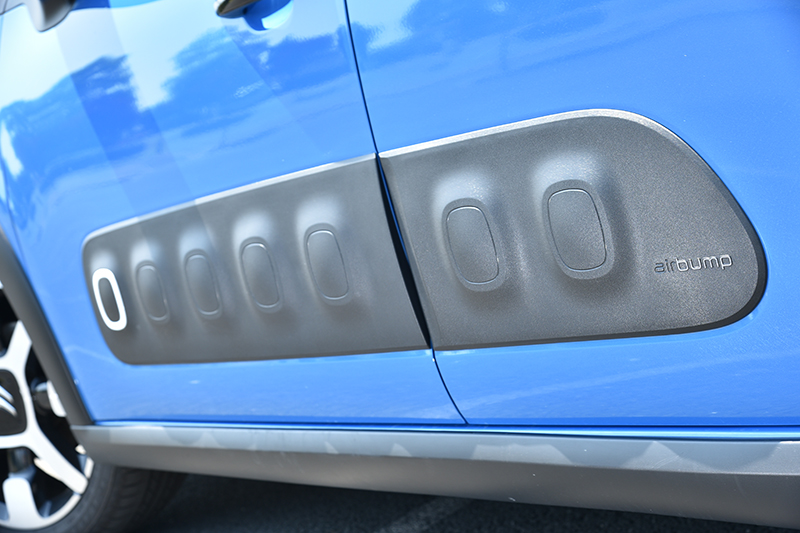 Airbump不僅是造型,也能減少開啟車門時的碰撞損傷。